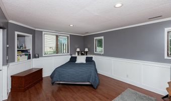 701 Garden Rd, Ames, IA 50010
