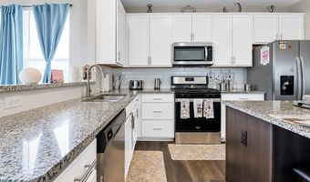 4196 Holstein Dr, Columbus, OH 43207