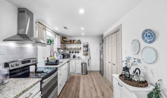 17 Dennis Crk, South Dennis, NJ 08210