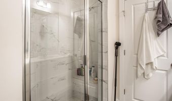 157 LOCKE St, Baltimore, MD 21230