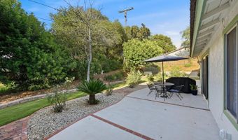 2826 Calle De Malibu, Escondido, CA 92029