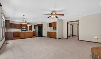 12757 Chamberlain Rd, Aurora, OH 44202