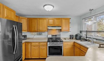 44 Knoll Pl D, North Providence, RI 02904