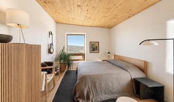 30 Cielo Grande Rd, Carson, NM 87577
