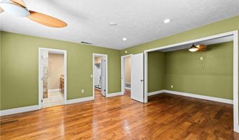 19989 Cronese Ln, Apple Valley, CA 92308