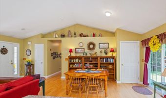 5 Pinehurst Dr, Bennington, NH 03442