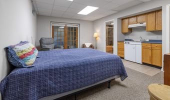 4 Spencer Rd, Hanover, NH 03755