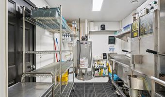 103 E Main St, Anamosa, IA 52205