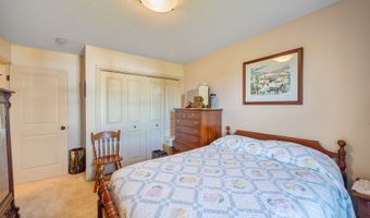 417 33rd St SW, Altoona, IA 50009