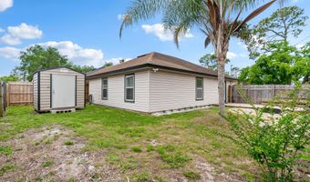 92 W 13TH St, Atlantic Beach, FL 32233