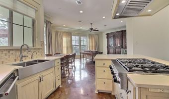 7470 Sevenoaks Ave, Baton Rouge, LA 70806