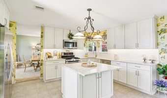 21 ORCHID Ln, Barnegat, NJ 08005