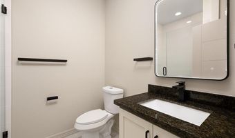 425 S 12th St, Alamo, TX 78516