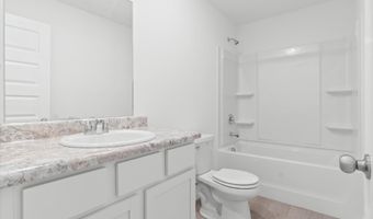 8089 Chesapeake Trl, Bauxite, AR 72011