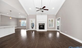 22920 Ledges Dr, Athens, AL 35613