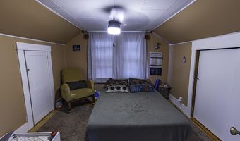 172 Fern St, Bangor, ME 04401
