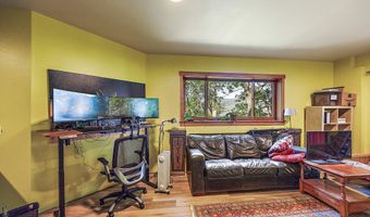 940 Pinecrest Ter, Ashland, OR 97520