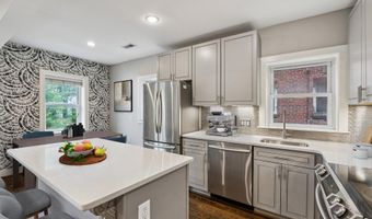 1239 SIMMS Pl NE 1, Washington, DC 20002