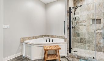170 Lane 260B Crooked Lk, Angola, IN 46703