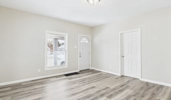 1318 E 28th St, Anderson, IN 46016