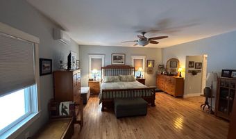 21 Dream Ln, Belfast, ME 04915
