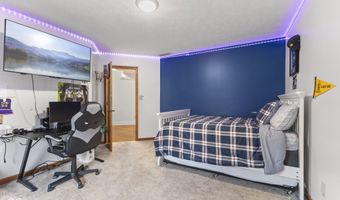 1126 Timber Climb Dr, Avon, IN 46123