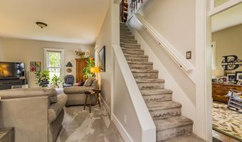 12801 E Edgewater Dr, Albany, IN 47320