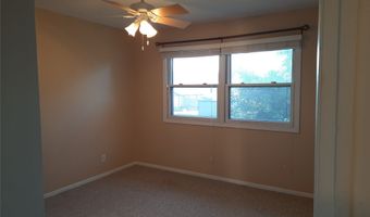 1015 NW Greenwood St, Ankeny, IA 50023