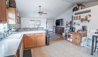 1852 S 60TH St, Springfield, OR 97478