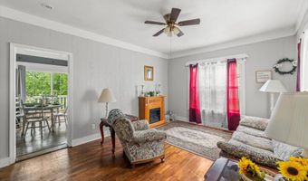 212 S Jackson St, Athens, TN 37303
