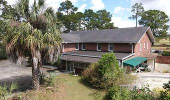 240 Whittle Cir, Ashburn, GA 31714