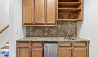 276 Ledges Trl, Alexander City, AL 35010