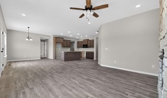 422 Beavertail Rd, Ash Grove, MO 65604