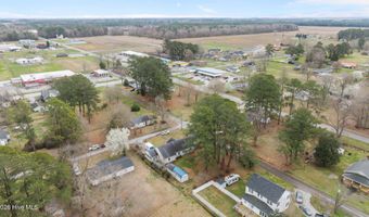 225 N 6th St, Aurora, NC 27806