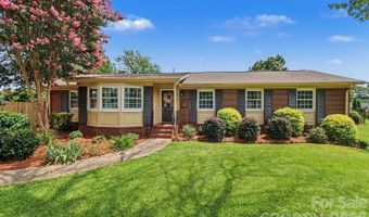 3330 Woodleaf Rd, Charlotte, NC 28205