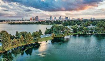 3007 KNOLLWOOD Cir, Orlando, FL 32804