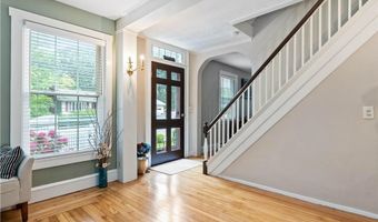 295 Main St, Cranston, RI 02921