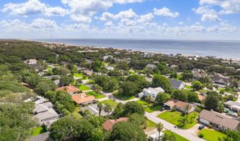 1812 SEA OATS Dr, Atlantic Beach, FL 32233