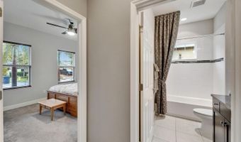 6127 COLMAR Pl, Apollo Beach, FL 33572