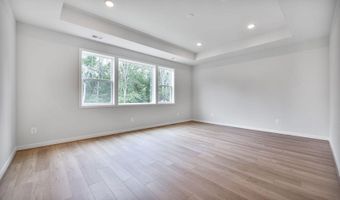 42018 NIGHT NURSE Cir, Ashburn, VA 20148