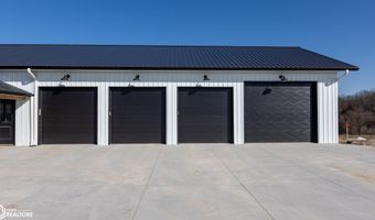 23249 Maple Rdg, Adel, IA 50003