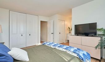 6617 MEDINAH Ln, Alexandria, VA 22312