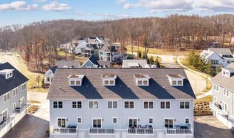643 Greenslate Dr SE, Ada, MI 49301