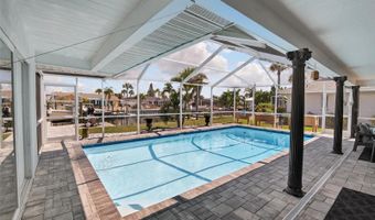 6337 COCOA Ln, Apollo Beach, FL 33572
