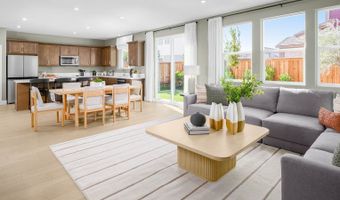 2460 MIDNIGHT Ln, Santa Rosa, CA 95403
