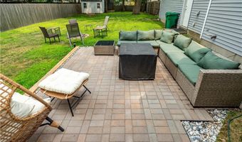 195 Oakland Beach Ave, Warwick, RI 02889