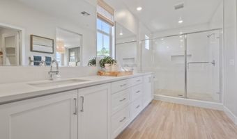 772 Edward Scholle Dr, Camarillo, CA 93010