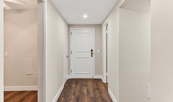 6101 EDSALL Rd 312, Alexandria, VA 22304