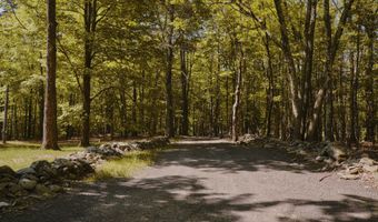39 Hornbeck Ln, Accord, NY 12404