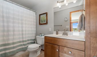 8409 Sunset Cir, Brandon, SD 57005